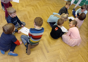 wyszukiwanie przedmiotów w sali