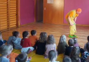 Występ Klowna.