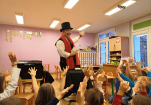 zajęcia z magikiem